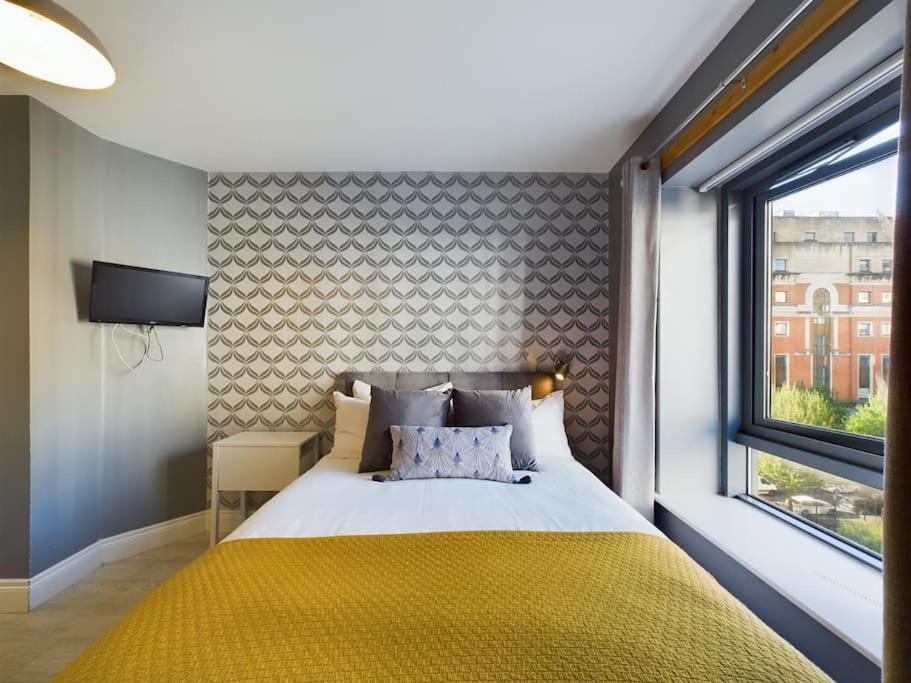 Donegall Sq Apt At City Gate, Belfast City Centre Экстерьер фото