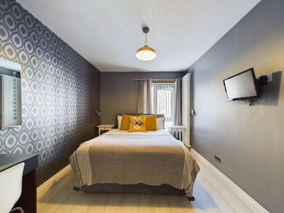 Donegall Sq Apt At City Gate, Belfast City Centre Экстерьер фото