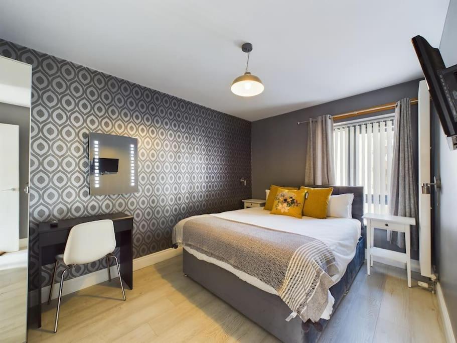 Donegall Sq Apt At City Gate, Belfast City Centre Экстерьер фото